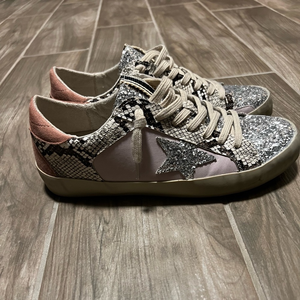 Women ShuShop sneakers size 6